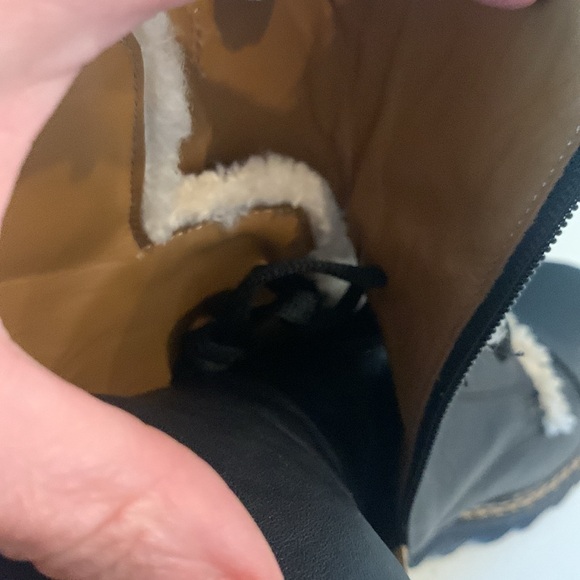 See By Chloe-Shearling boots-size 41(size 10-11) - Picture 15 of 15